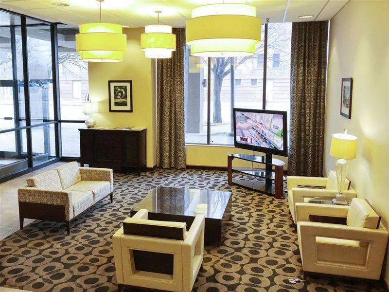Radisson Hotel Bismarck Ngoại thất bức ảnh