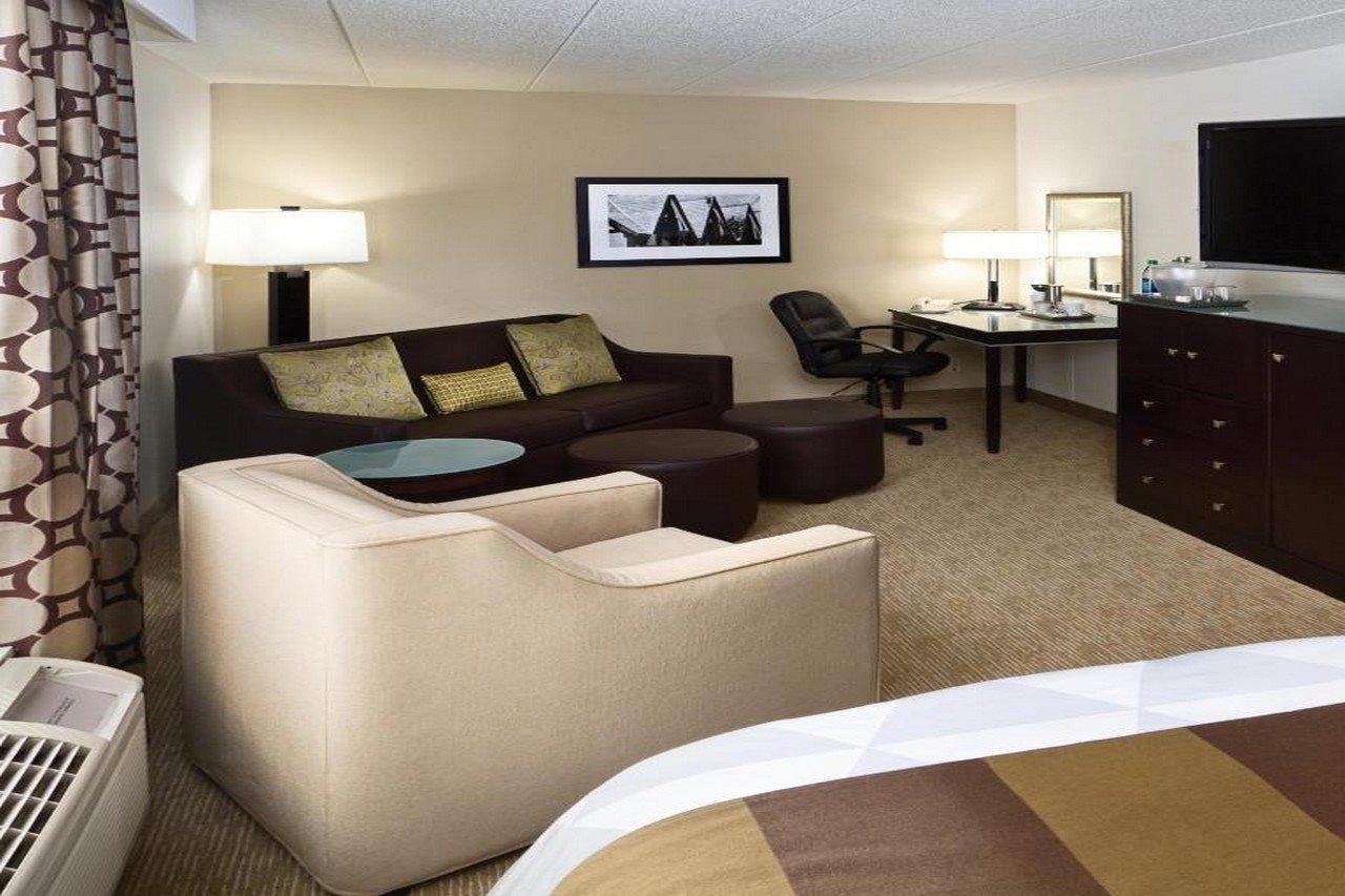 Radisson Hotel Bismarck Ngoại thất bức ảnh